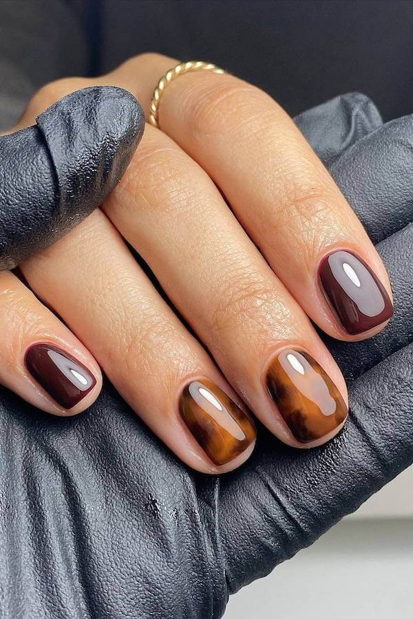 Tortoiseshell Short Nails