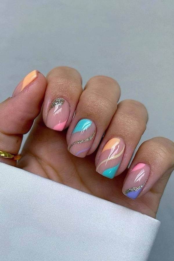 Pastel Swirl Short Nails
