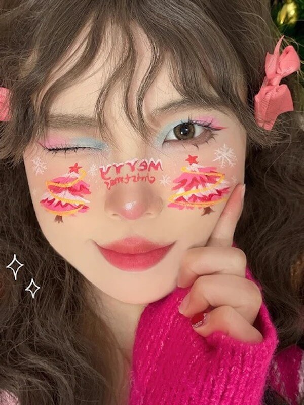 Christmas Tree Face Art Makeup