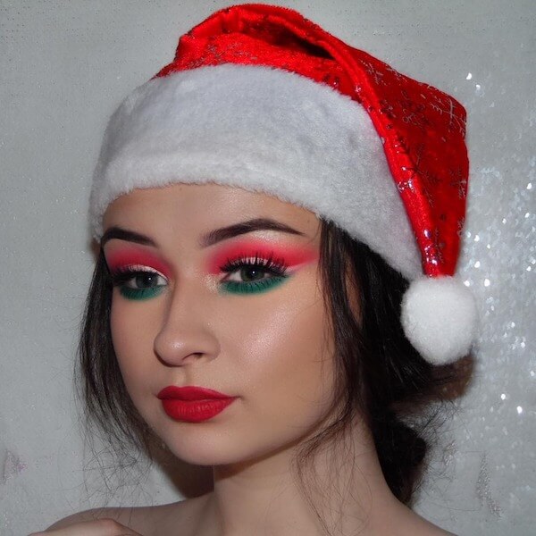 Classic Red and Green Christmas Makeup