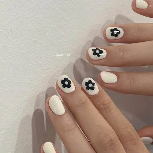 simple Korean nail designs