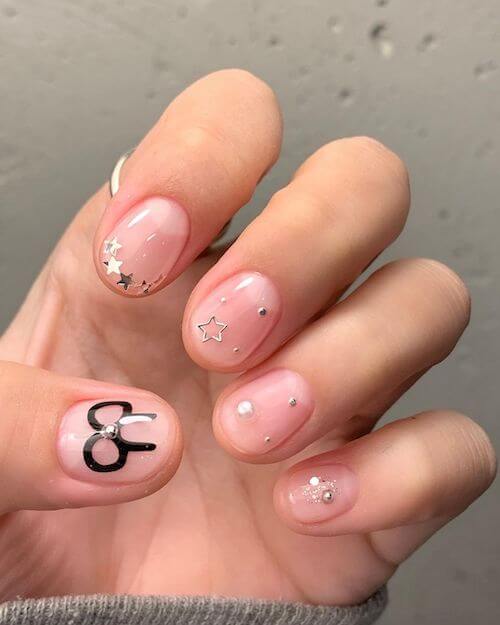 simple Korean nail designs