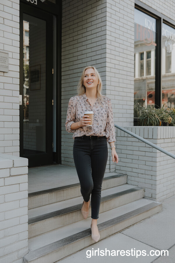 Floral Blouse with Black Skinny Jeans Work Outfit