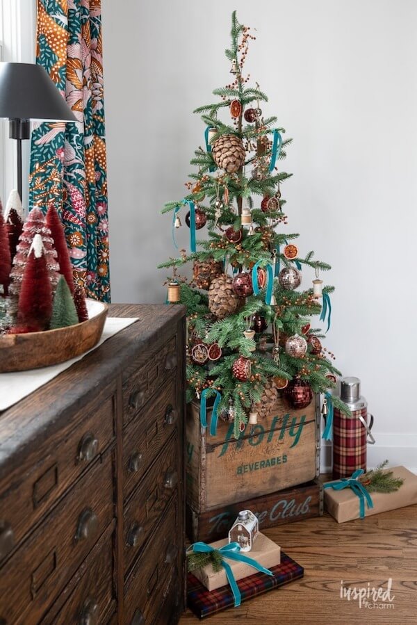 Vintage Crate Christmas Tree