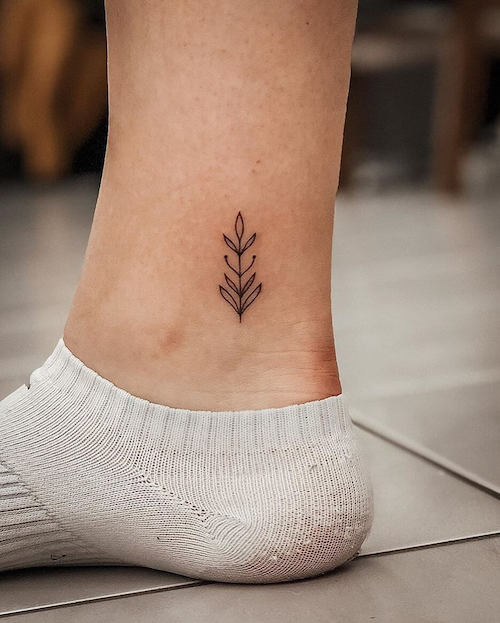 small tattoos for women with meaning