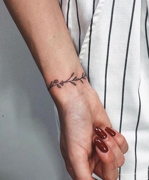 small tattoos for women with meaning