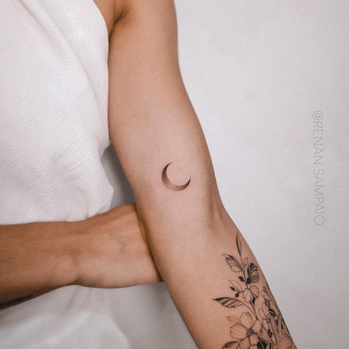 small tattoos for women with meaning