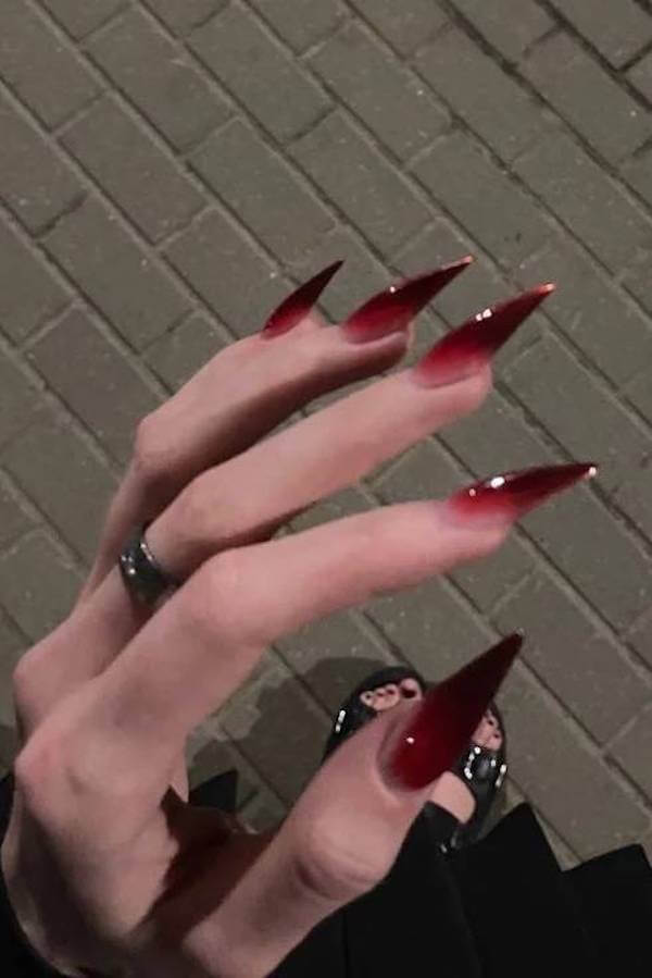 spooky Halloween nails