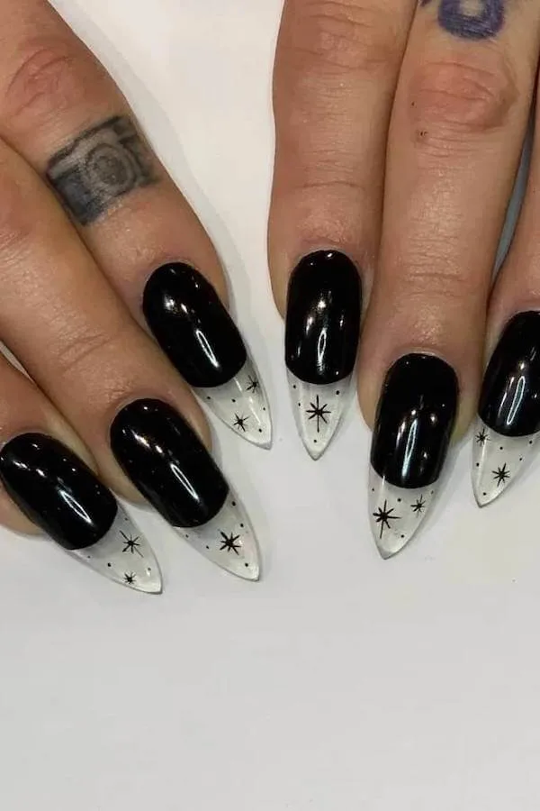 spooky Halloween nails