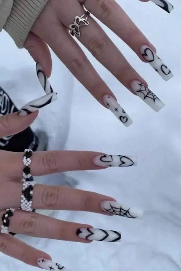 spooky Halloween nails
