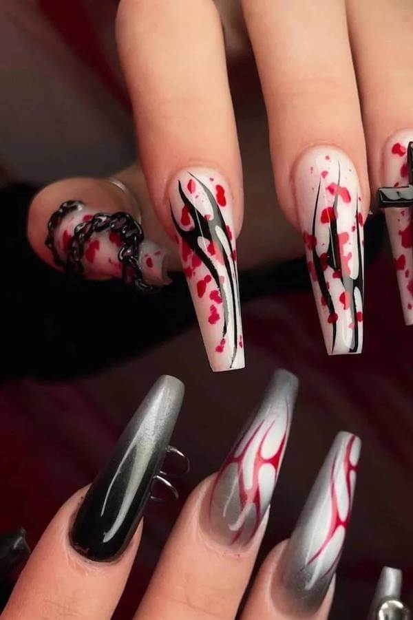spooky Halloween nails