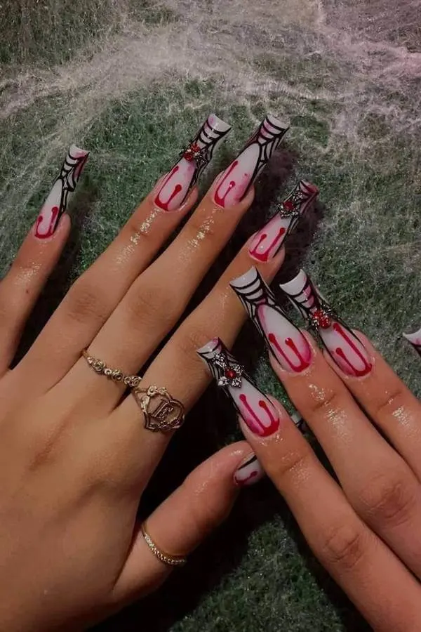 spooky Halloween nails