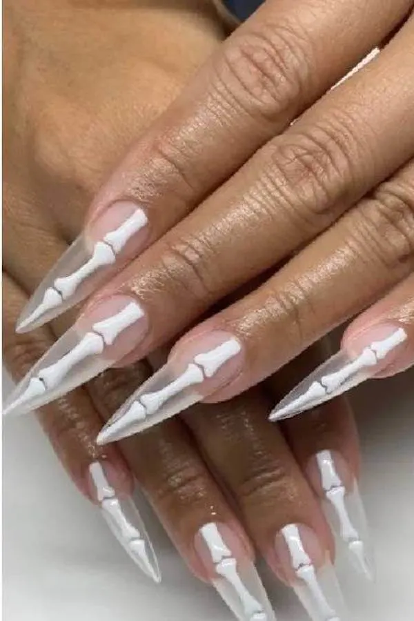 spooky Halloween nails
