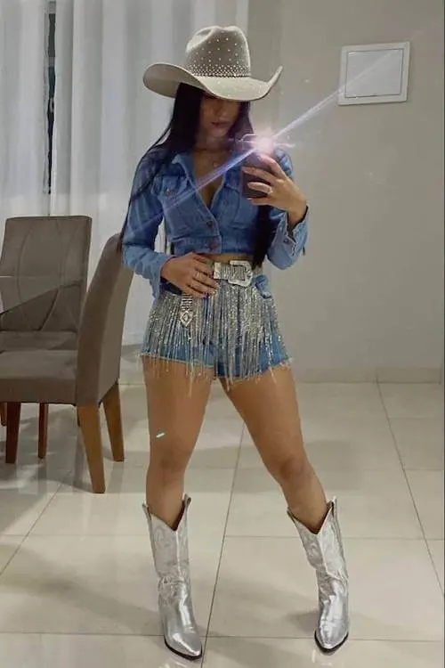 stunning country concert outfit