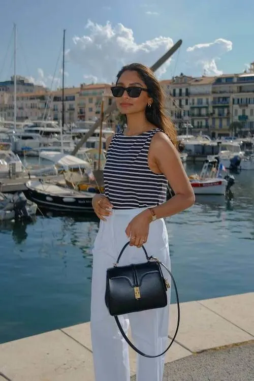 stylish summer vacation outfit