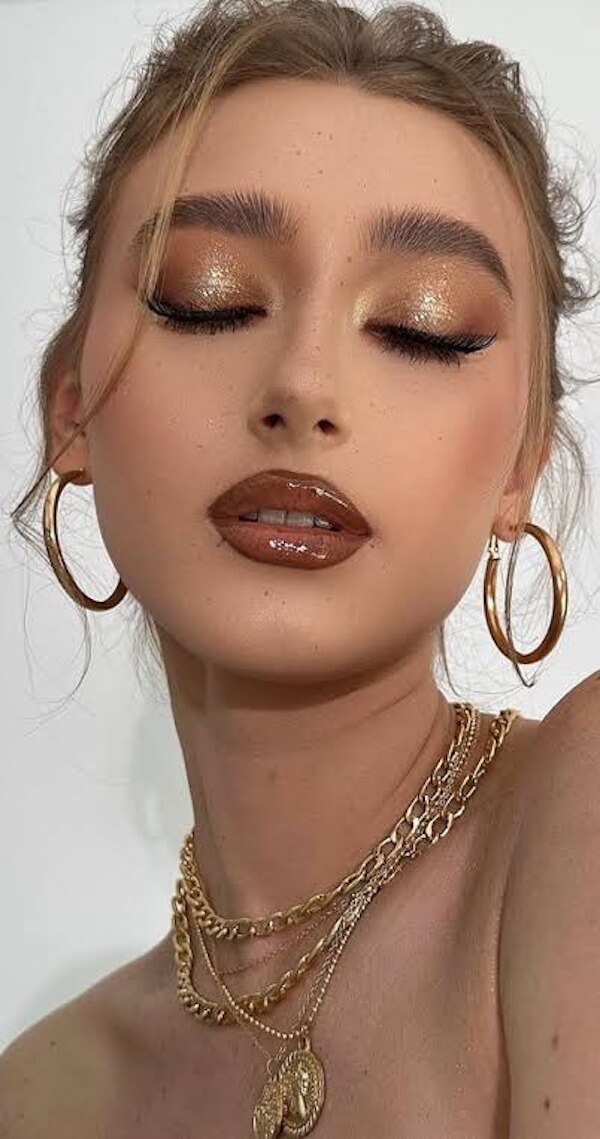 Bronze Glitter Eyes with Brown Glossy Lips