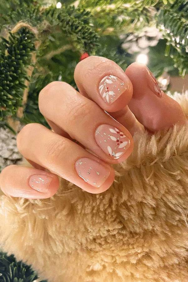 Minimalist Snowflake Accent Nails
