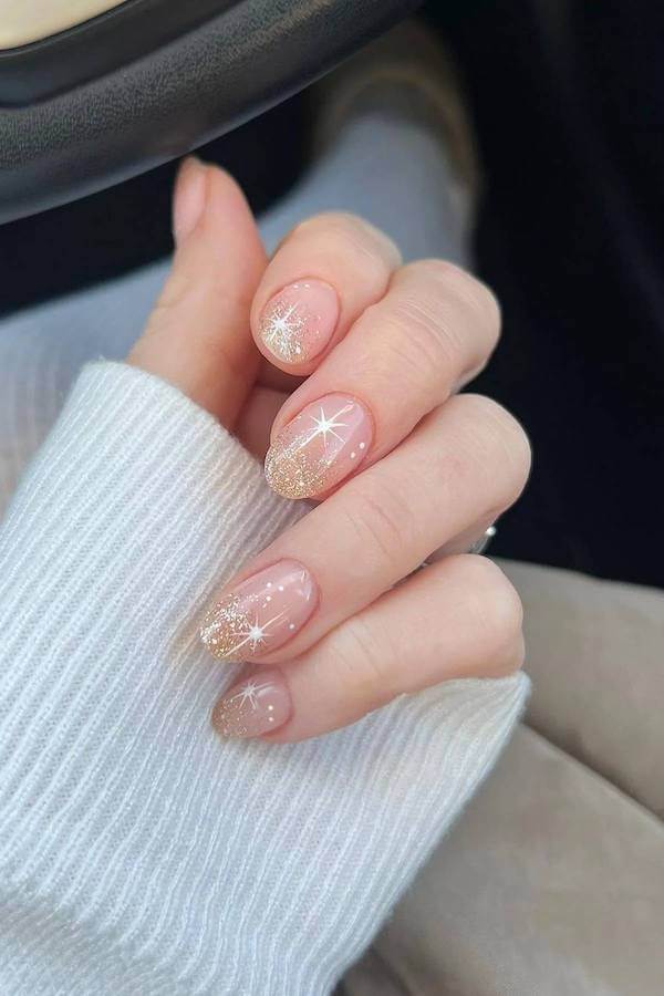 Gold Glitter Ombre Star Christmas Nails