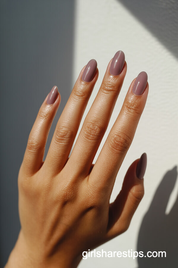 Muted Mauve Chrome Oval Nails