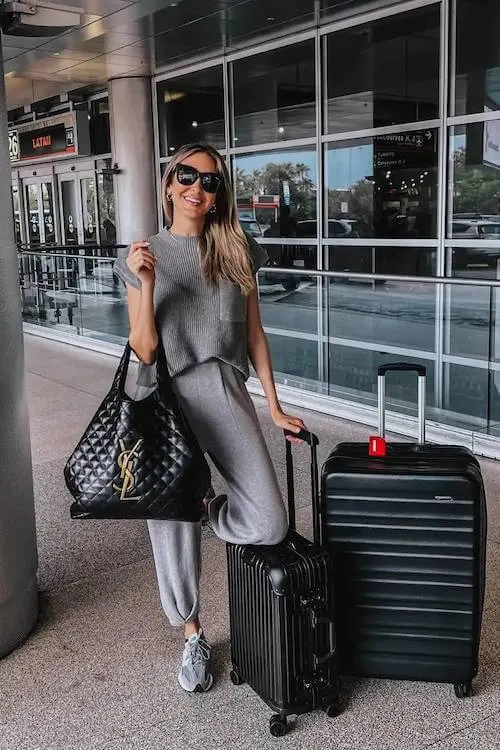 summer airport outfit
