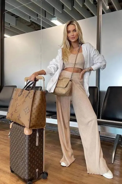 summer airport outfit