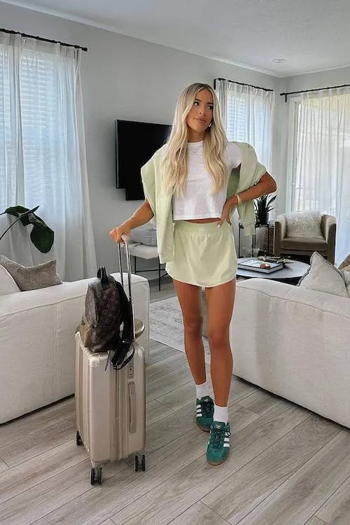 summer airport outfit