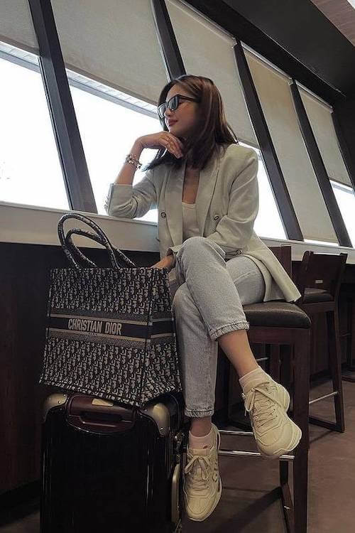 summer airport outfit