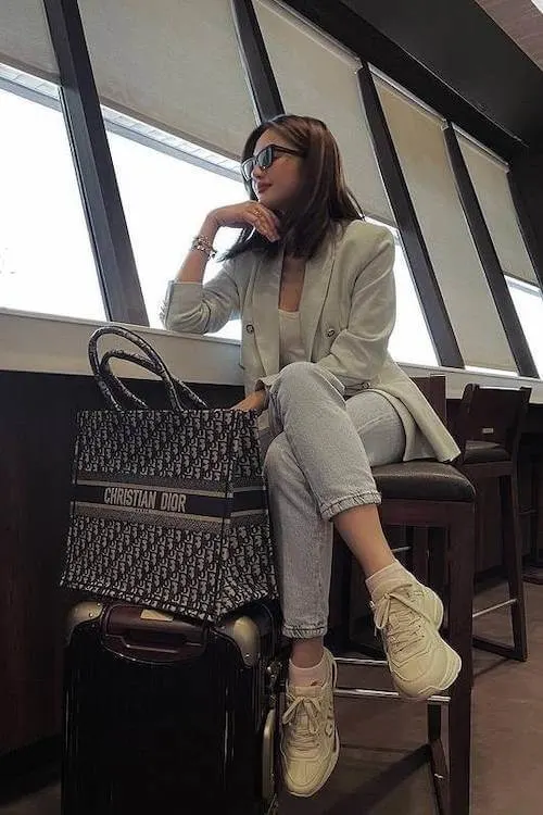 summer airport outfit