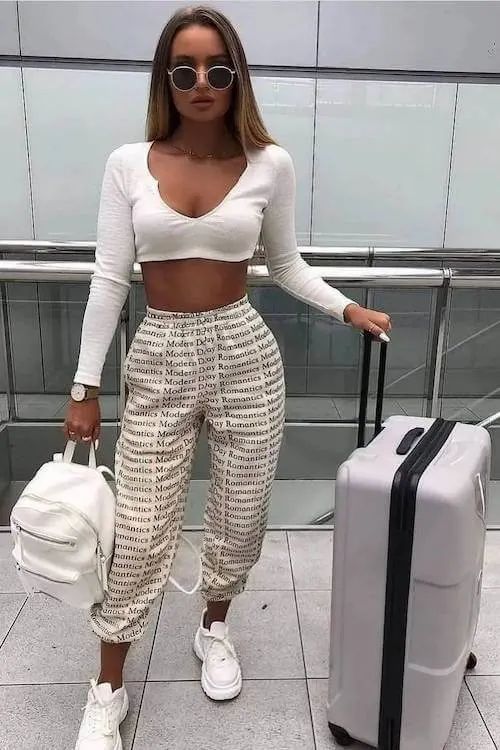 summer airport outfit