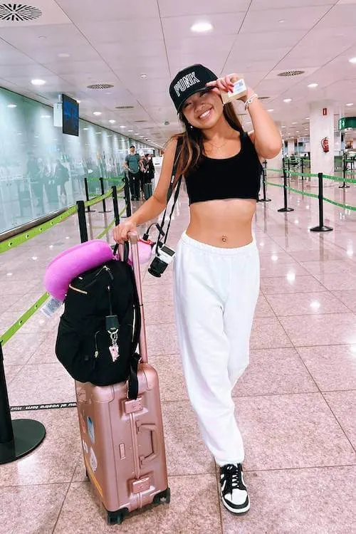 summer airport outfit