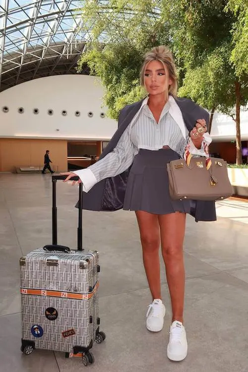 summer airport outfit