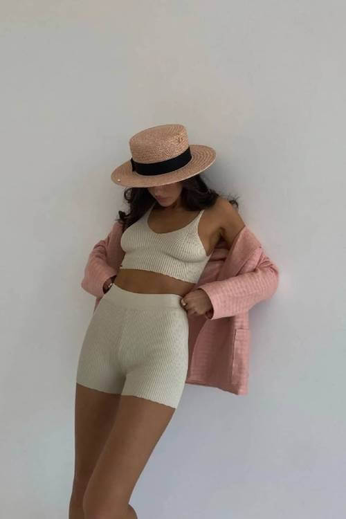 summer vacation outfits for beach and island