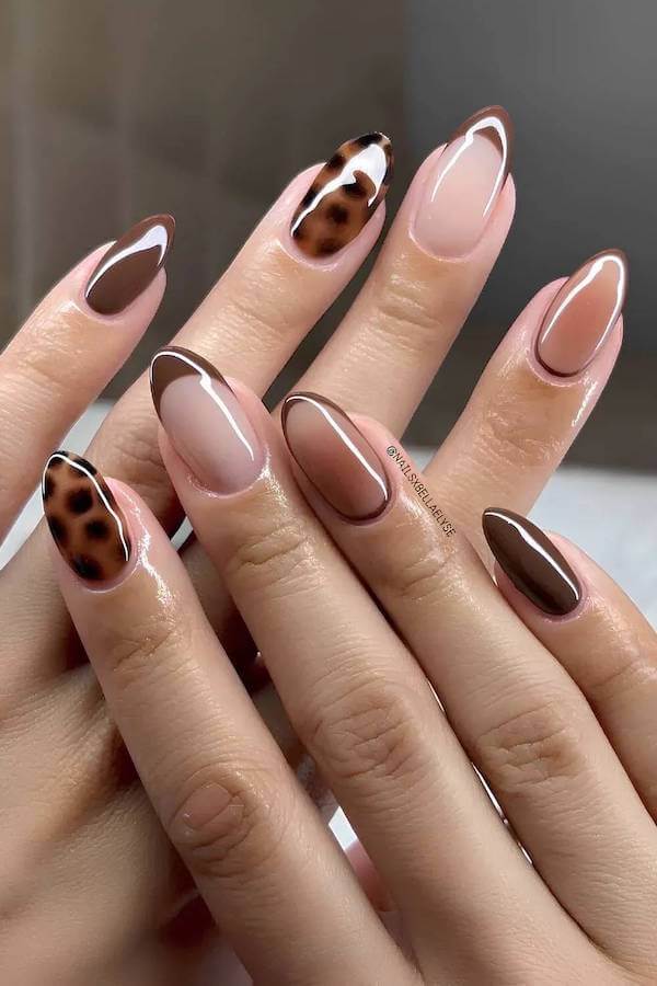 Chic Brown Outline French with Tortoise Shell Accent Nails