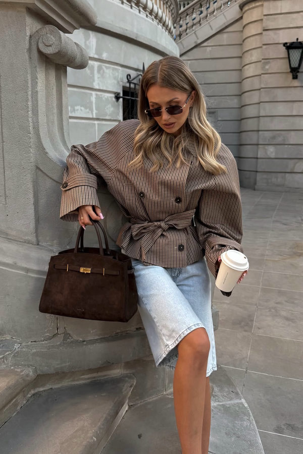 trench coat outfits for women over 40