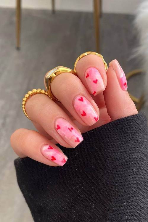 trendy Valentine's Day nails
