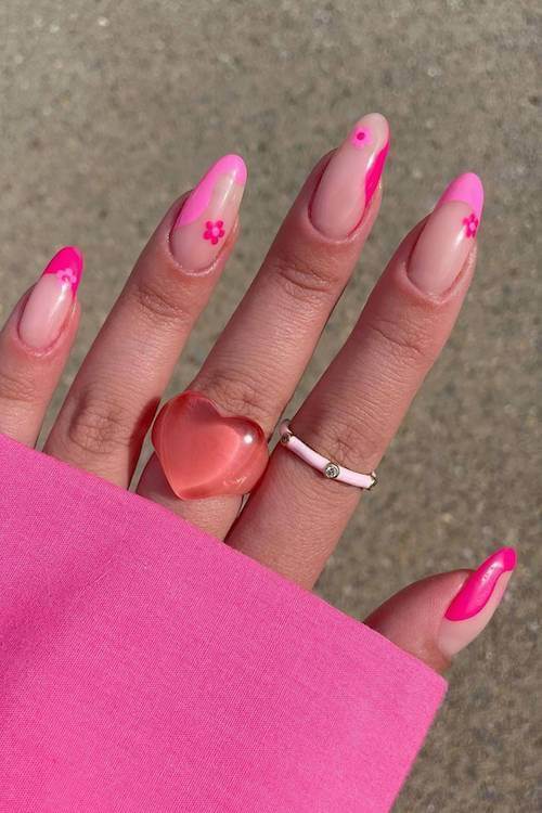 trendy Valentine's Day nails