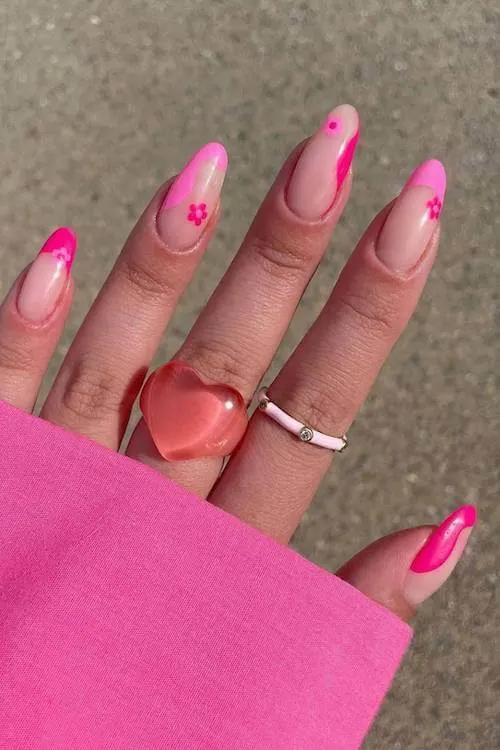 trendy Valentine's Day nails