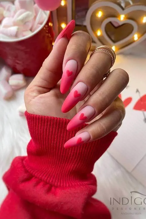trendy Valentine's Day nails