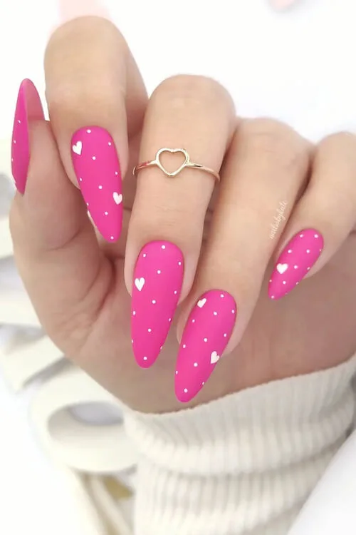 trendy Valentine's Day nails