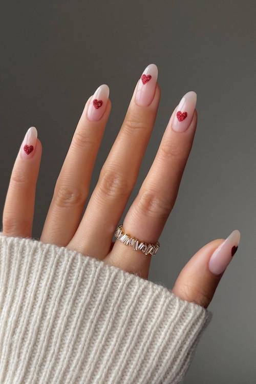 trendy Valentine's Day nails