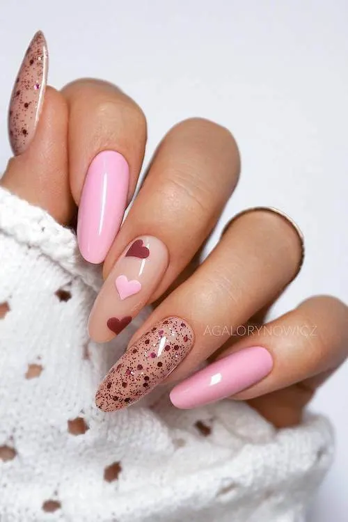 trendy Valentine's Day nails