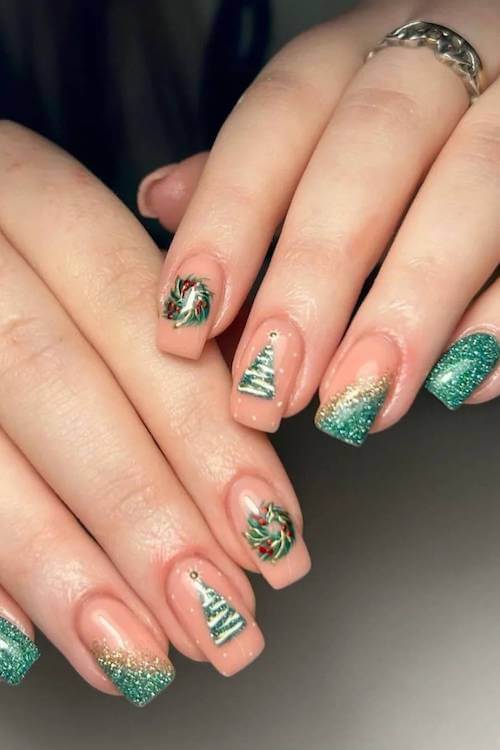 trendy cute Christmas nails