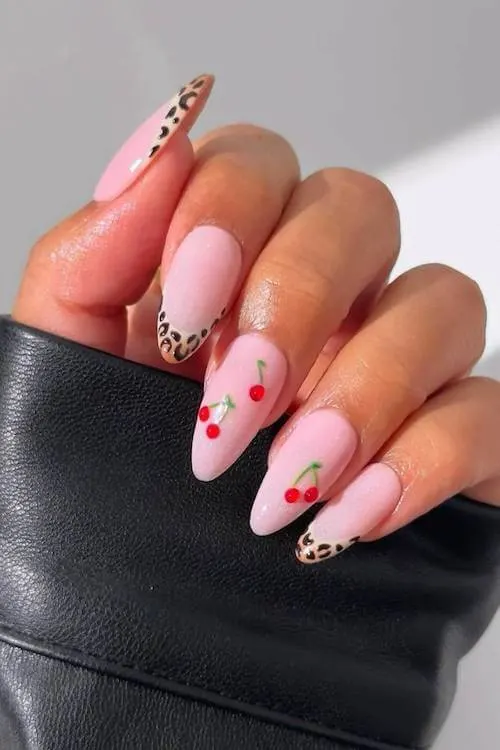 trendy cute vacation nails