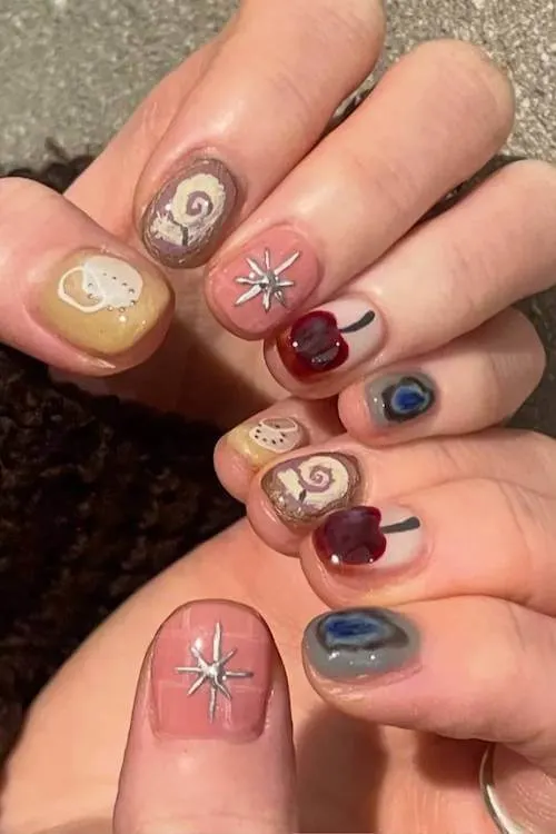 trendy cute vacation nails