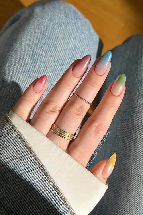trendy cute vacation nails