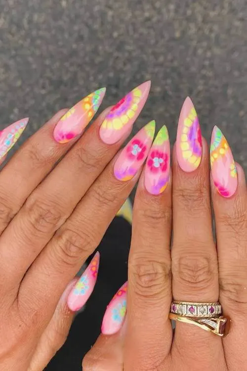 trendy cute vacation nails