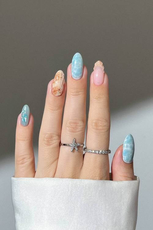 trendy cute vacation nails