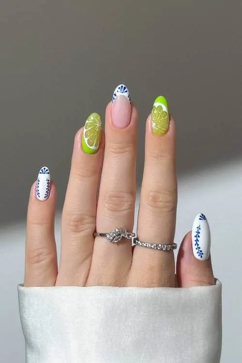 trendy cute vacation nails