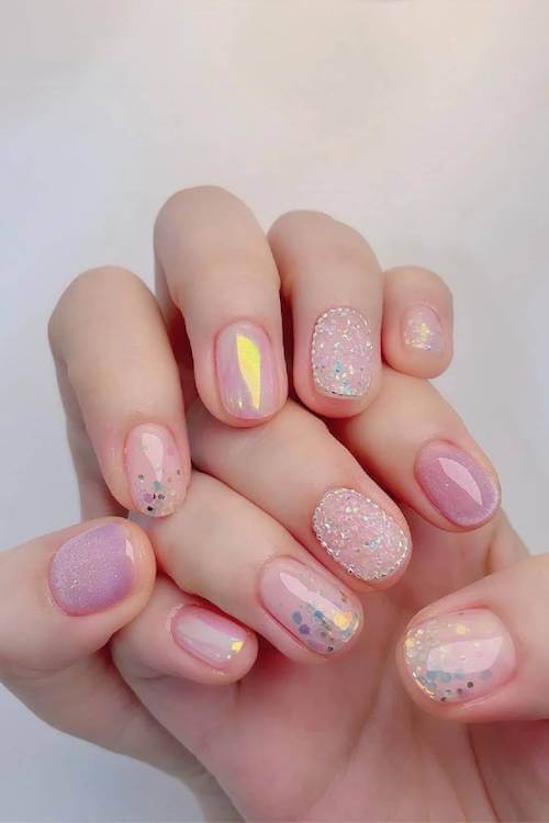 trendy short summer nails