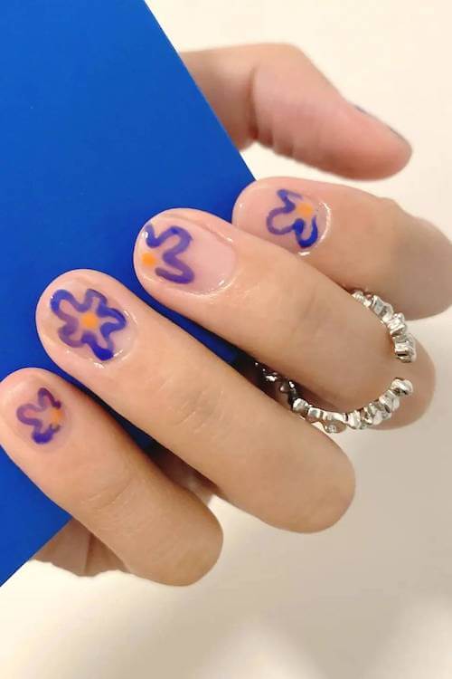 trendy short summer nails